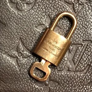 Louis Vuitton lock, 100% authentic!